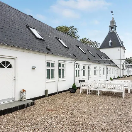 Edine - 4-5km From The Sea In Western Jutland By Interhome